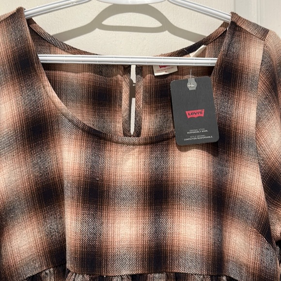 Nwt Levi dress - Picture 2 of 11